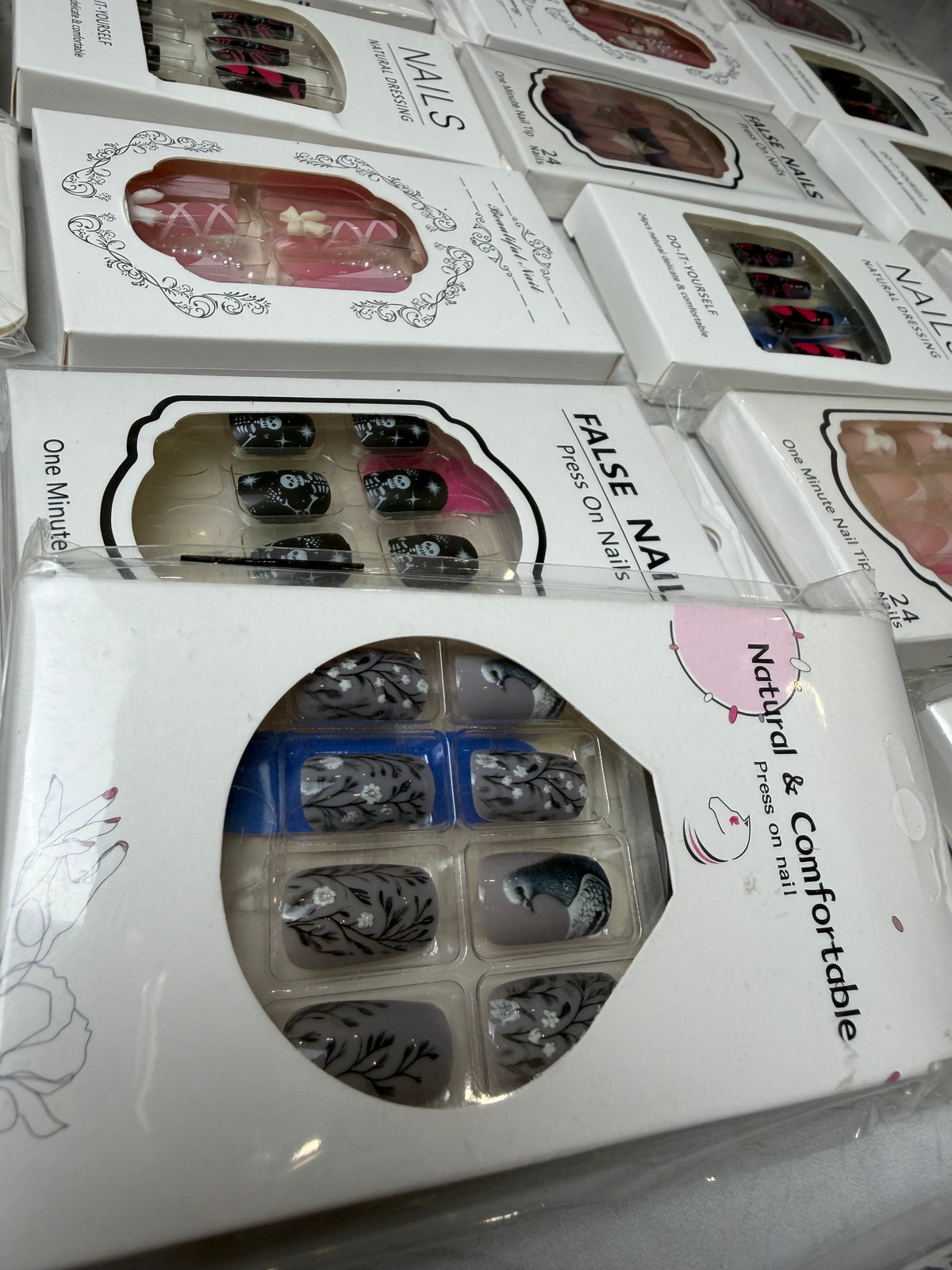 Pack of 30 Sets Artificial Nails Deal
